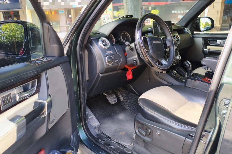 Used Land Rover Discovery 2011 3.0 SDV6 HSE Diesel Version Driver Seat
