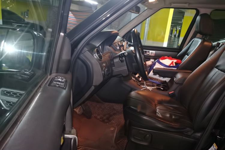 Used Land Rover Discovery 2011 3.0 SDV6 HSE Diesel Version Driver Seat
