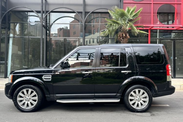 Used Land Rover Discovery 2011 3.0 SDV6 HSE Diesel Version Exterior 5