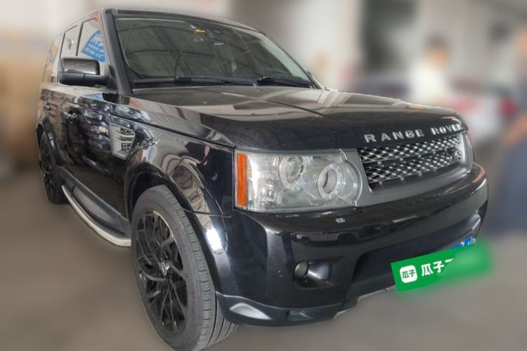 Used Land Rover Discovery 2011 5.0 V8 HSE Front Right 45 Deg