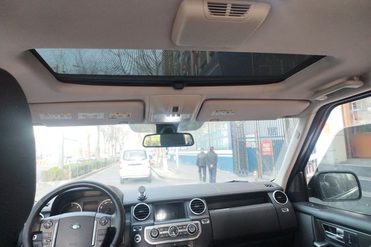 Used Land Rover Discovery 2011 3.0 SDV6 HSE Diesel Version Headliner