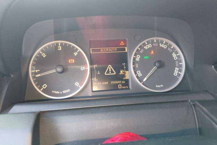 Used Land Rover Discovery 2011 3.0 SDV6 HSE Diesel Version Instrument Cluster