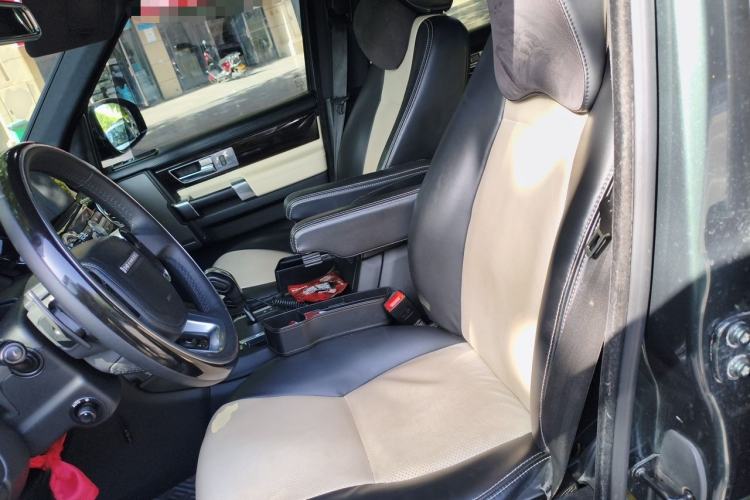 Used Land Rover Discovery 2011 3.0 SDV6 HSE Diesel Version Left Front Seat