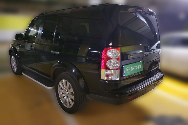 Used Land Rover Discovery 2011 3.0 SDV6 HSE Diesel Version Rear Left 45 Deg