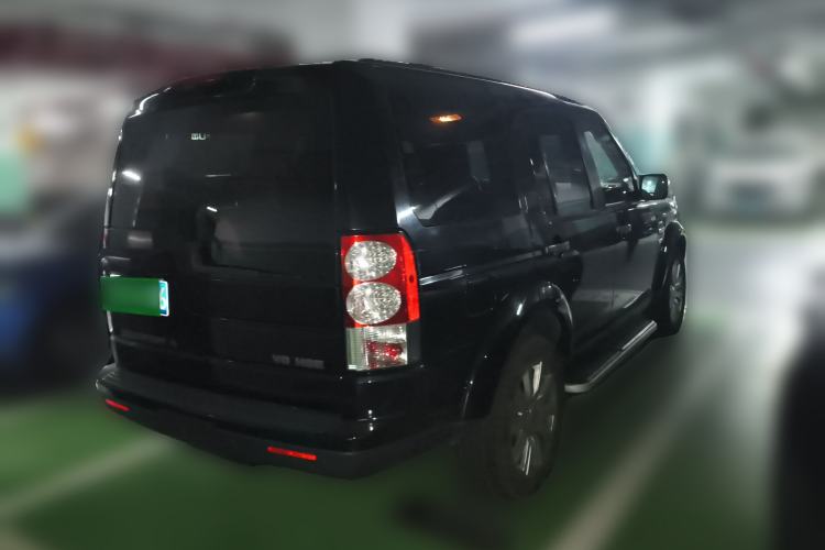 Used Land Rover Discovery 2011 5.0 V8 HSE Rear Right 45 Deg