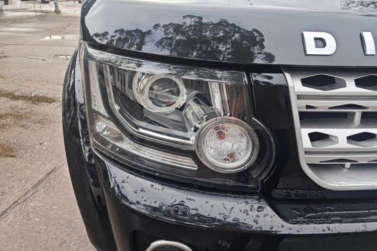 Used Land Rover Discovery 2011 3.0 SDV6 HSE Diesel Version Right Front Headlight