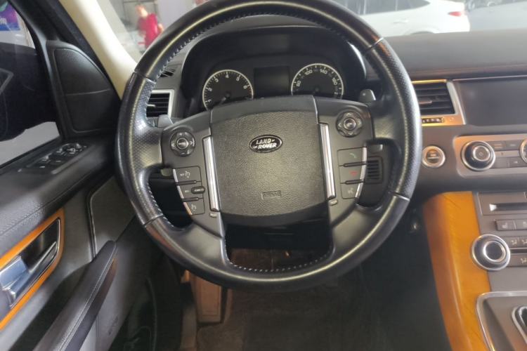 Used Land Rover Discovery 2011 5.0 V8 HSE Steering Wheel