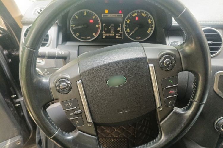 Used Land Rover Discovery 2011 3.0 SDV6 HSE Diesel Version Steering Wheel