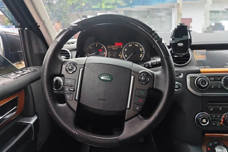 Used Land Rover Discovery 2011 3.0 SDV6 HSE Diesel Version Steering Wheel