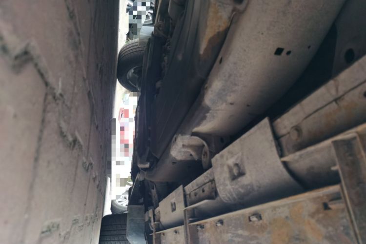 Used Land Rover Discovery 2011 3.0 SDV6 HSE Diesel Version Chassis Rear Right