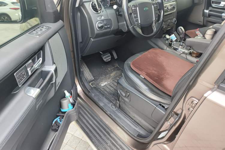 Used Land Rover Discovery 2011 3.0 SDV6 HSE Diesel Version Driver Seat