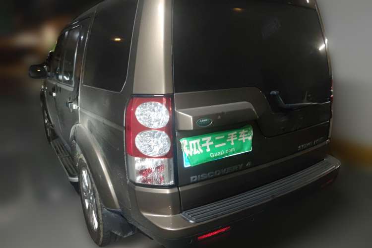 Used Land Rover Discovery 2011 3.0 SDV6 HSE Diesel Version Rear Left 45 Deg