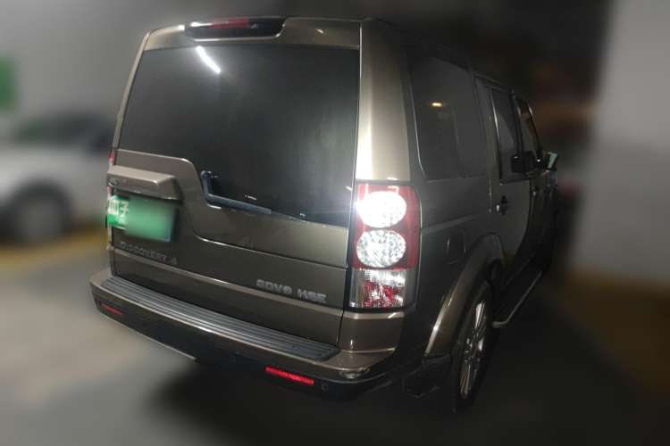 Used Land Rover Discovery 2011 3.0 SDV6 HSE Diesel Version Rear Right 45 Deg