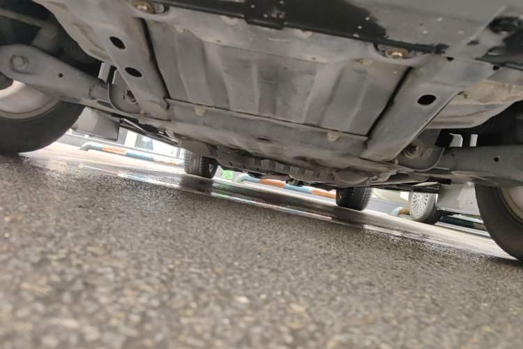 Used Land Rover Discovery 2011 3.0 SDV6 HSE Diesel Version Chassis Front