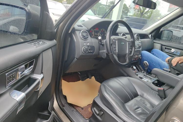 Used Land Rover Discovery 2011 3.0 SDV6 HSE Diesel Version Driver Seat