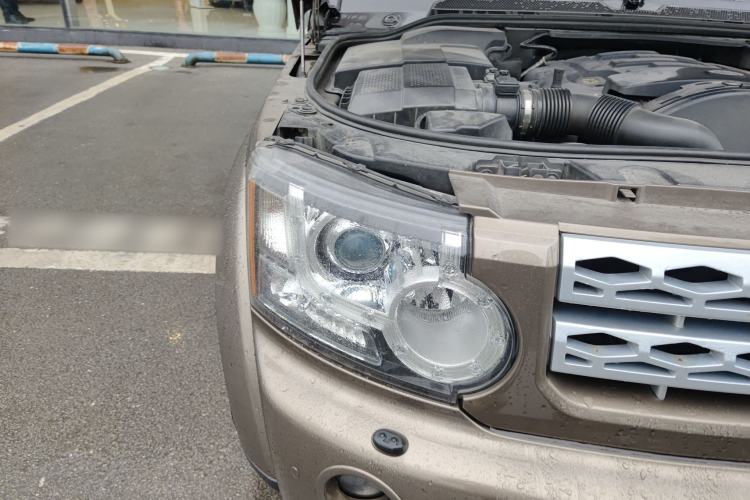 Used Land Rover Discovery 2011 3.0 SDV6 HSE Diesel Version Right Front Headlight