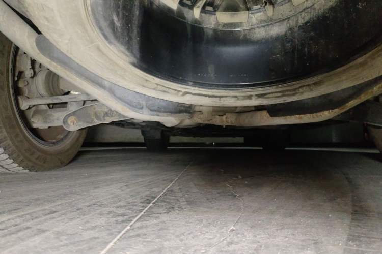 Used Land Rover Discovery 2011 3.0 SDV6 HSE Diesel Version Chassis Rear