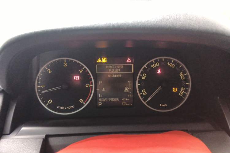 Used Land Rover Discovery 2011 3.0 SDV6 HSE Diesel Version Instrument Cluster