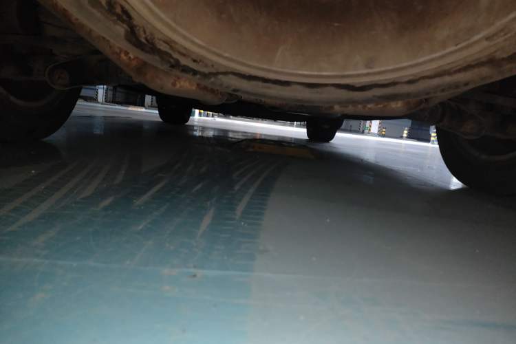 Used Land Rover Discovery 2011 3.0 SDV6 HSE Diesel Version Chassis Rear