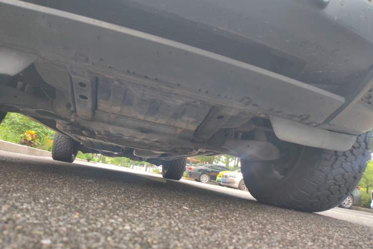 Used Land Rover Discovery 2011 5.0 V8 HSE Chassis Front