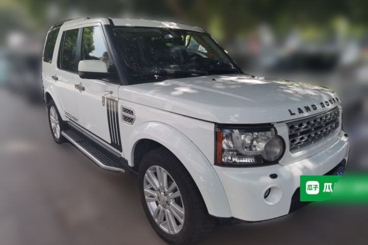 Used Land Rover Discovery 2011 3.0 SDV6 HSE Diesel Version Front Right 45 Deg