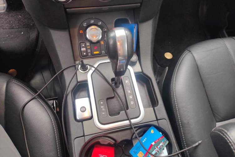 Used Land Rover Discovery 2011 5.0 V8 HSE Gear Lever
