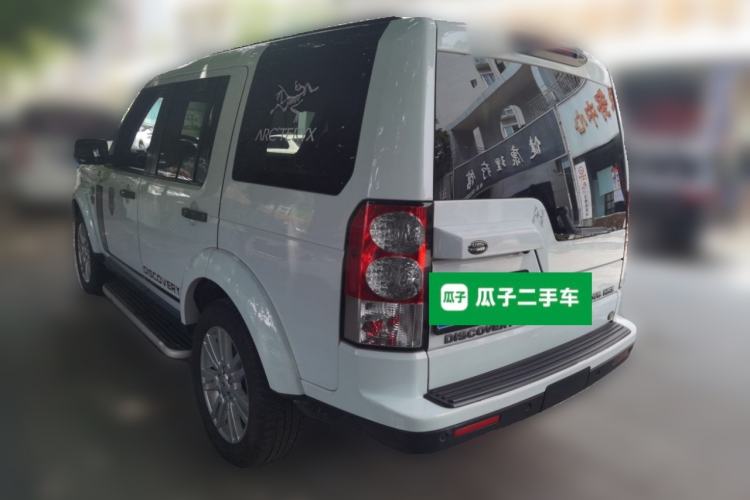 Used Land Rover Discovery 2011 3.0 SDV6 HSE Diesel Version Rear Left 45 Deg