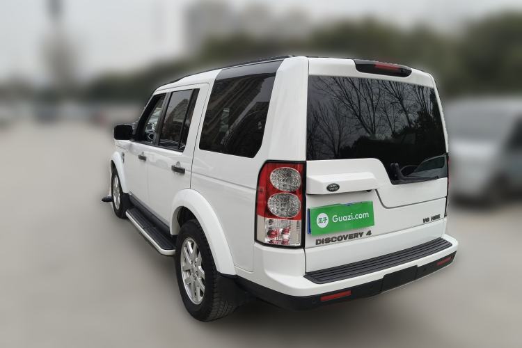 Used Land Rover Discovery 2011 4.0 V6 HSE Rear Left 45 Deg