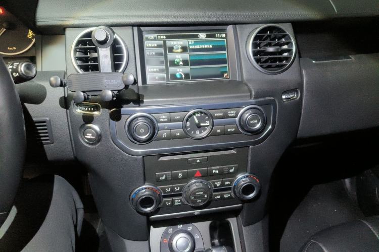 Used Land Rover Discovery 2012 5.0 V8 HSE Audio And AC Panel