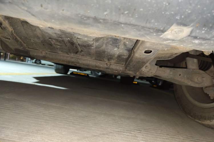 Used Land Rover Discovery 2012 3.0 SDV6 HSE Diesel Version Chassis Front