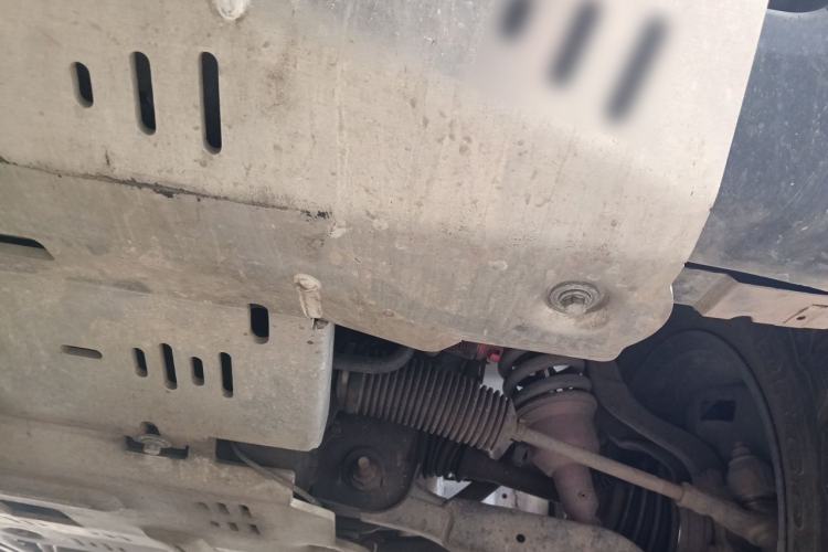 Used Land Rover Discovery 2012 5.0 V8 HSE Chassis Front Left