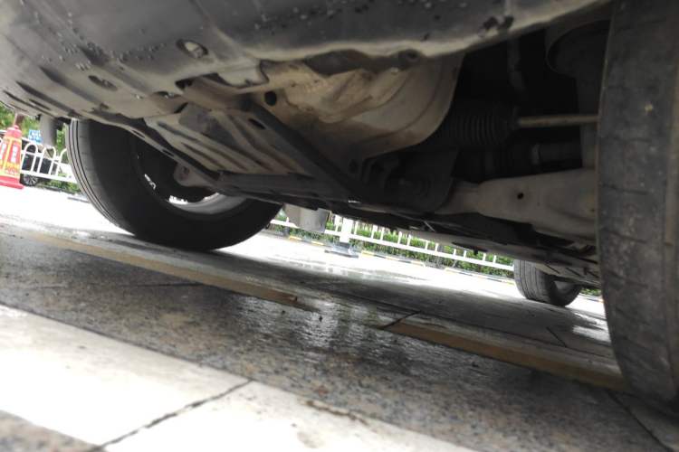 Used Land Rover Discovery 2012 3.0 SDV6 HSE Diesel Version Chassis Front Left