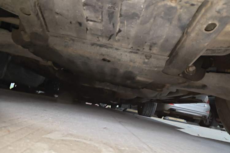 Used Land Rover Discovery 2012 3.0 SDV6 HSE Diesel Version Chassis Front