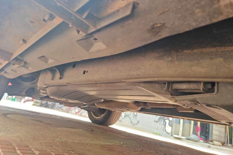 Used Land Rover Discovery 2012 3.0 SDV6 HSE Diesel Version Chassis Front Right