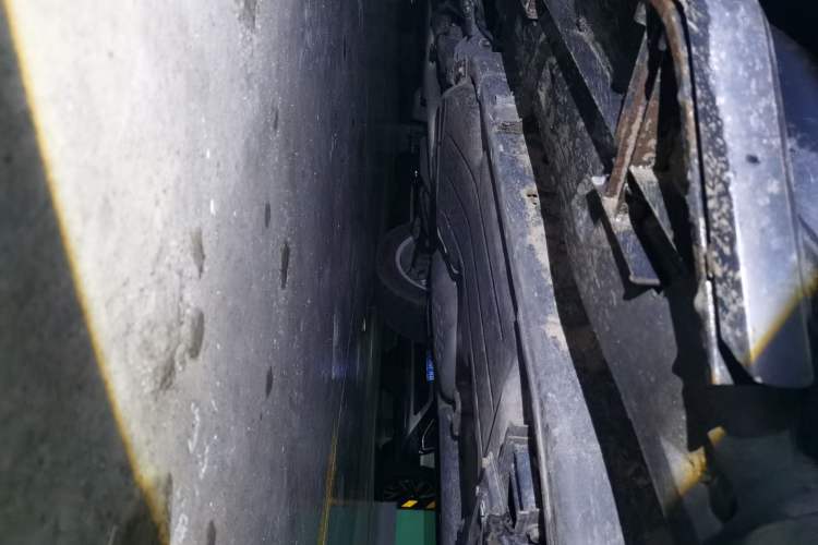 Used Land Rover Discovery 2012 3.0 SDV6 HSE Diesel Version Chassis Front Right