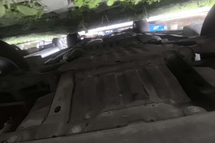 Used Land Rover Discovery 2012 3.0 SDV6 HSE Diesel Version Chassis Front