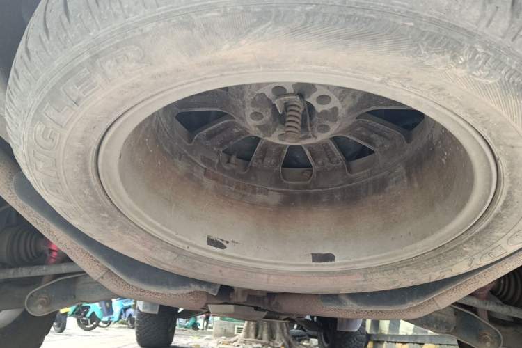 Used Land Rover Discovery 2012 5.0 V8 HSE Chassis Rear