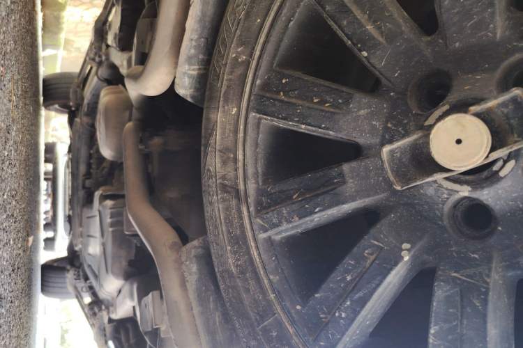 Used Land Rover Discovery 2012 3.0 SDV6 HSE Diesel Version Chassis Rear