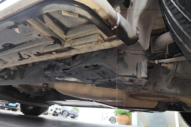 Used Land Rover Discovery 2012 3.0 SDV6 HSE Diesel Version Chassis Rear Left