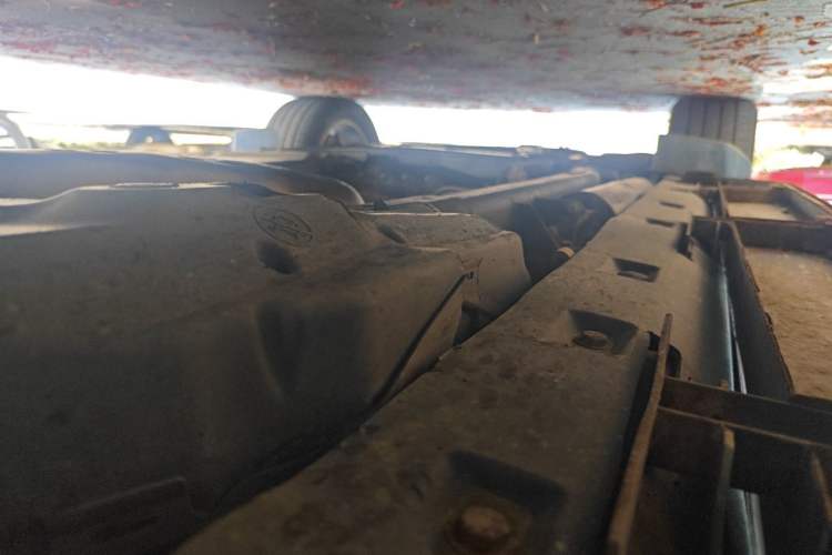 Used Land Rover Discovery 2012 3.0 SDV6 HSE Diesel Version Chassis Rear Left