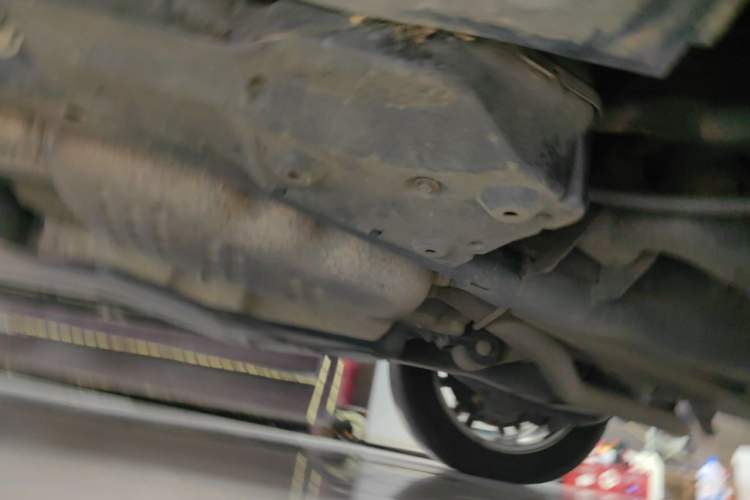 Used Land Rover Discovery  Chassis Rear Left