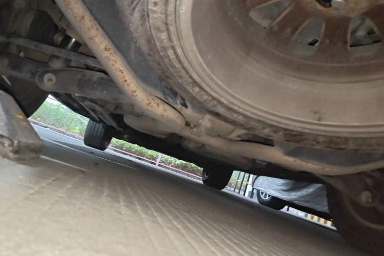 Used Land Rover Discovery 2012 3.0 SDV6 HSE Diesel Version Chassis Rear