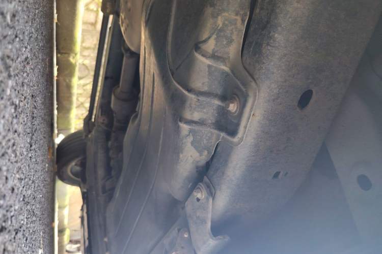 Used Land Rover Discovery 2012 3.0 SDV6 HSE Diesel Version Chassis Rear Right