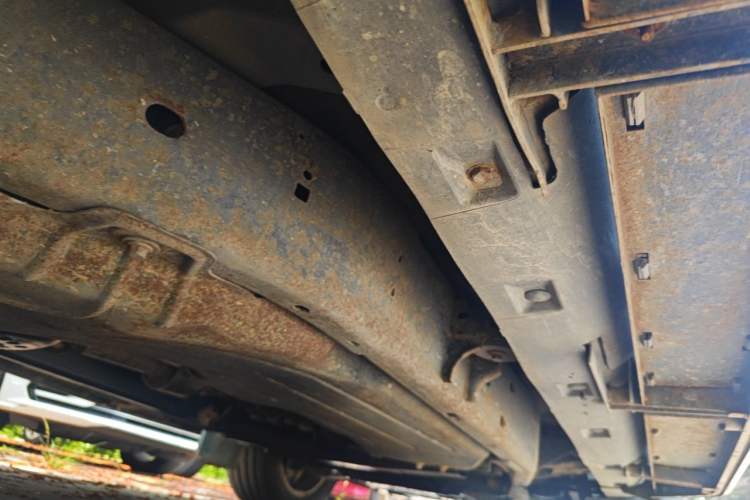 Used Land Rover Discovery 2012 3.0 SDV6 HSE Diesel Version Chassis Rear Right