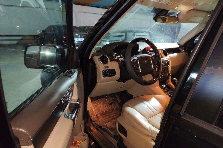 Used Land Rover Discovery 2012 3.0 SDV6 HSE Diesel Version Driver Seat