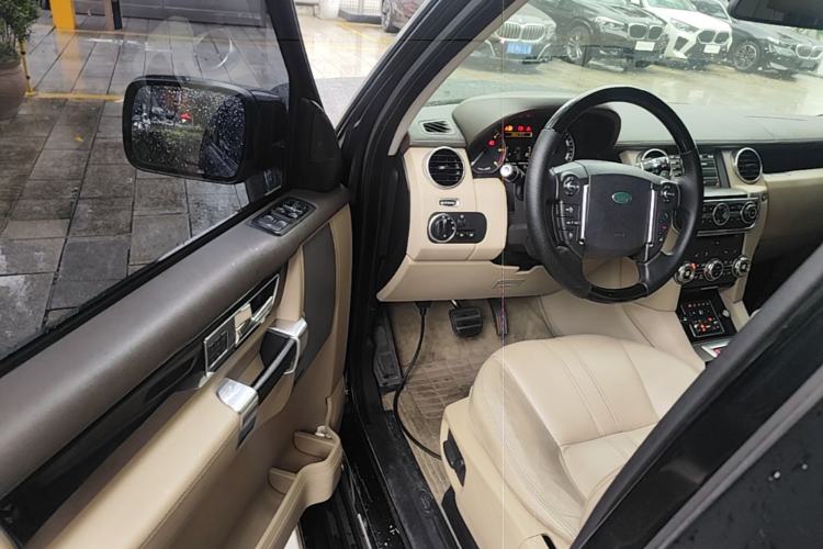 Used Land Rover Discovery 2012 3.0 SDV6 HSE Diesel Version Driver Seat