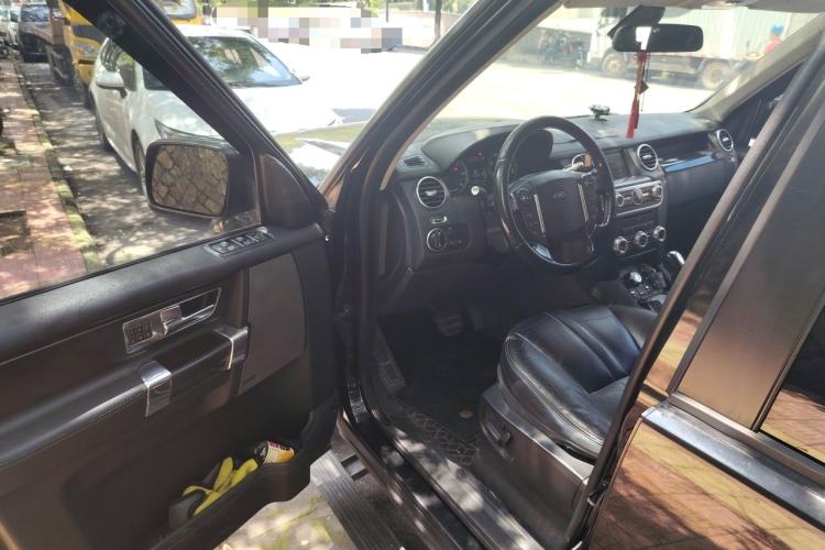 Used Land Rover Discovery 2012 3.0 SDV6 HSE Diesel Version Driver Seat