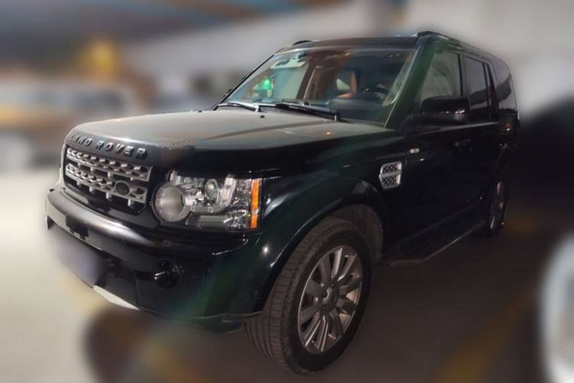 Used Land Rover Discovery 2012 3.0 SDV6 HSE Diesel Version Front Left 45 Deg