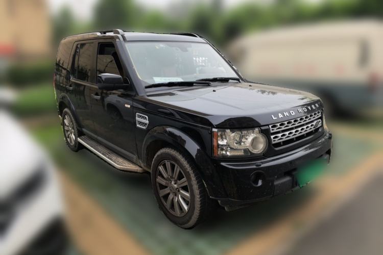 Used Land Rover Discovery 2012 5.0 V8 HSE Front Right 45 Deg