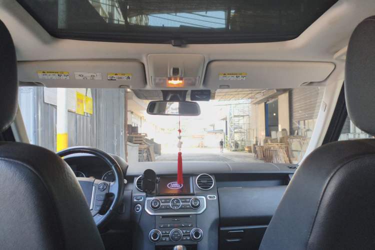 Used Land Rover Discovery 2012 5.0 V8 SE Headliner